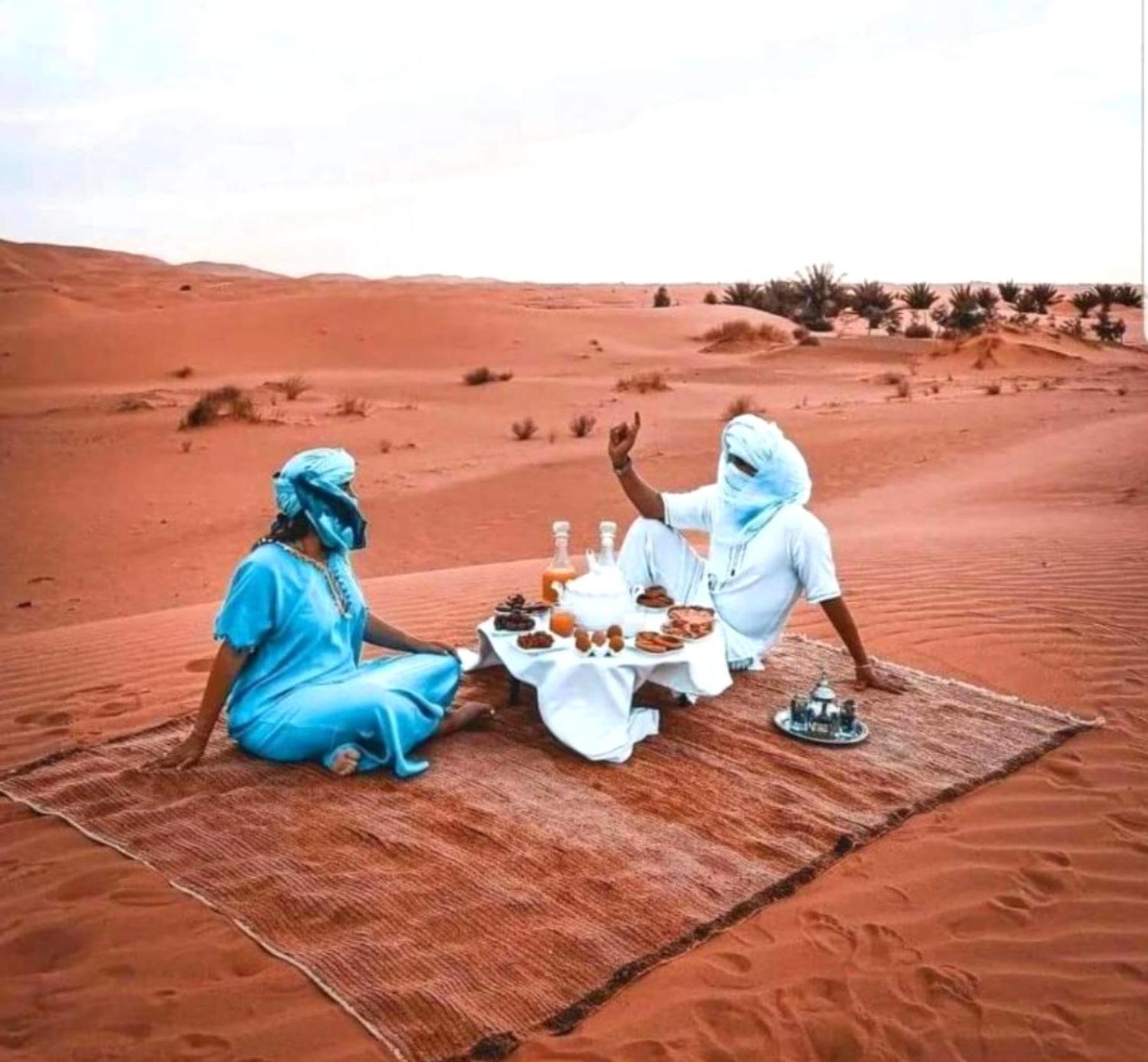 Luxury Bedouin Camp Bed & Breakfast Merzouga Dış mekan fotoğraf