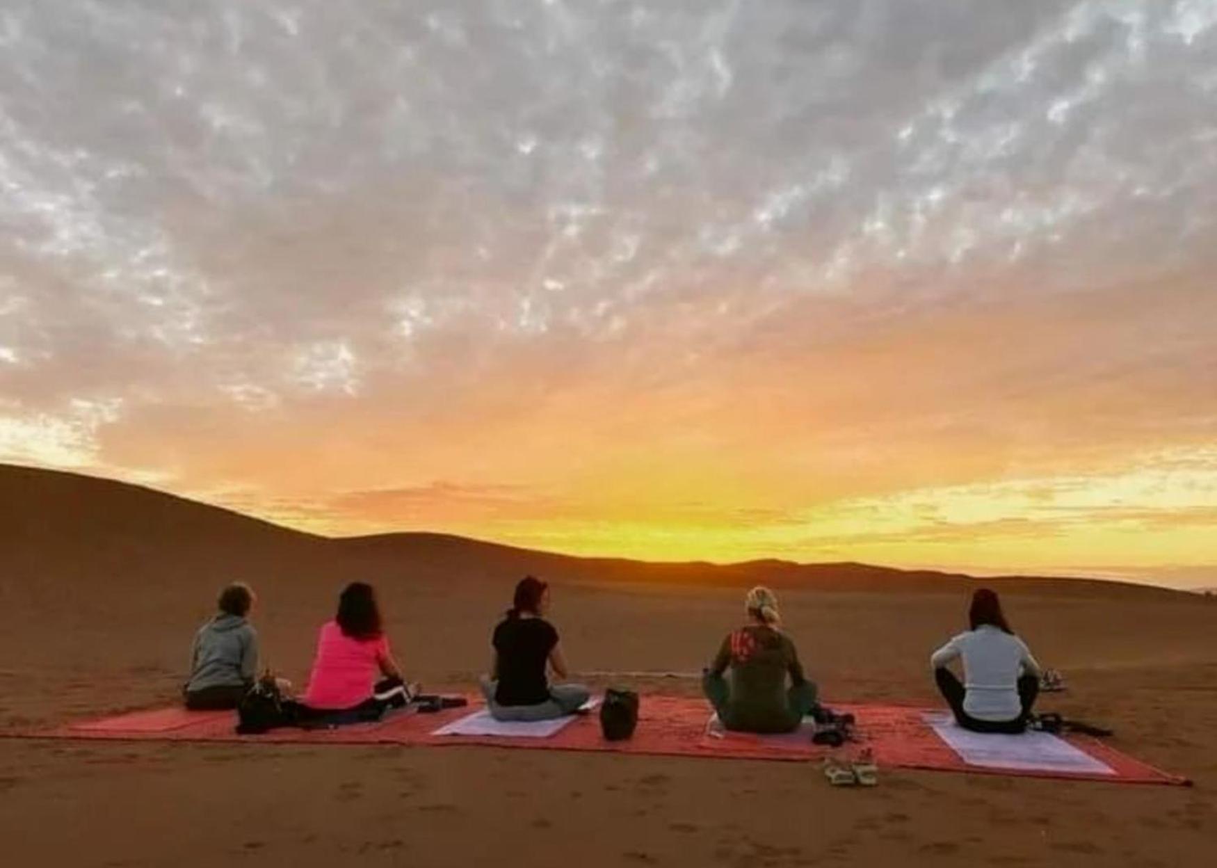 Luxury Bedouin Camp Bed & Breakfast Merzouga Dış mekan fotoğraf